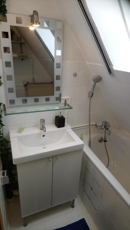 Private Zimmer Bei Der Weser-Ems-Halle Όλντεμπουργκ Εξωτερικό φωτογραφία