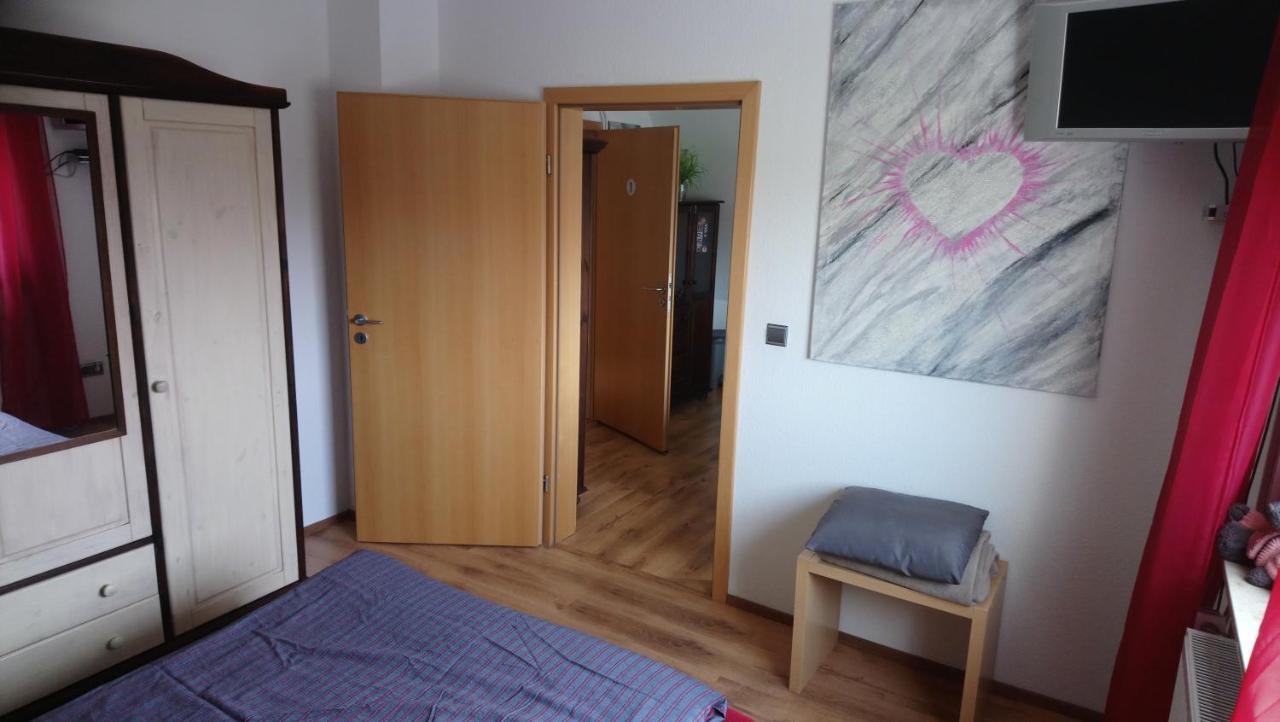 Private Zimmer Bei Der Weser-Ems-Halle Όλντεμπουργκ Εξωτερικό φωτογραφία